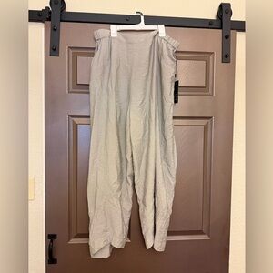 LIV by Habitat Clothes Crinkle Tapered Pants XL Neutral Gray Lightweight Travel